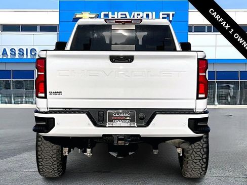 Used 2024 Chevrolet Silverado 3500 LTZ w/ LTZ Plus Package image 6