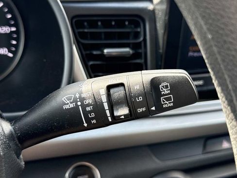 Used 2021 Kia Rio S w/ Option Group 015 FWD image 25