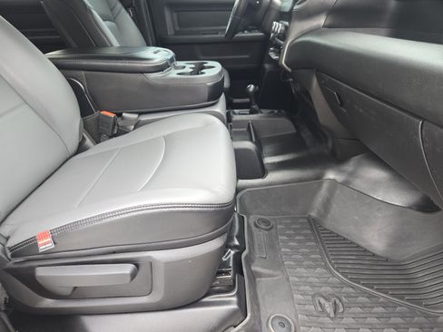 Used 2024 RAM 2500 Tradesman AWD/4WD image 18