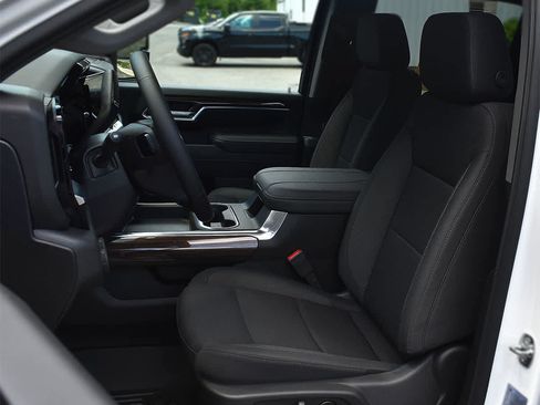 New 2026 Chevrolet Silverado 2500 LT w/ All Star Edition AWD/4WD image 10