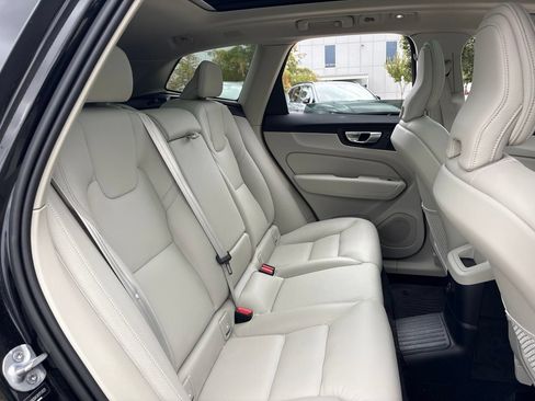 Used 2024 Volvo XC60 T8 Core w/ Protection Package Premier AWD/4WD image 11
