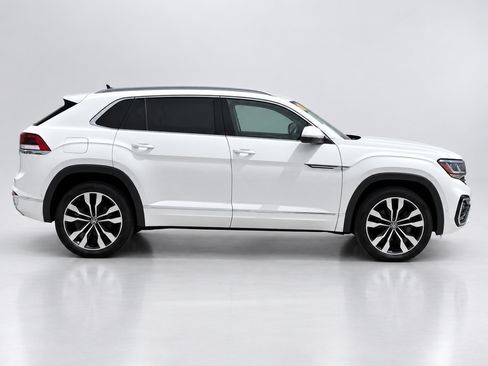 Used 2022 Volkswagen Atlas Cross Sport SEL Premium R-Line AWD/4WD image 4