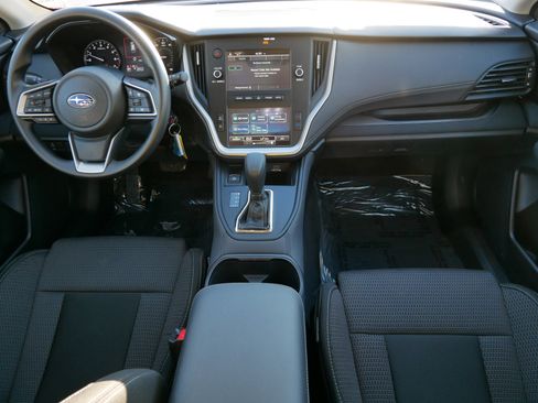Used 2025 Subaru Outback image 10