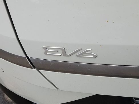 Certified 2023 Kia EV6 Wind w/ Wind Technology Package image 30