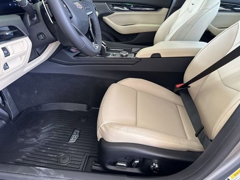 New 2026 Cadillac CT5 Premium Luxury image 11