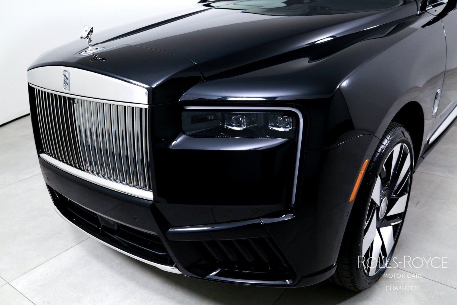 New 2026 Rolls-Royce Cullinan AWD/4WD image 45