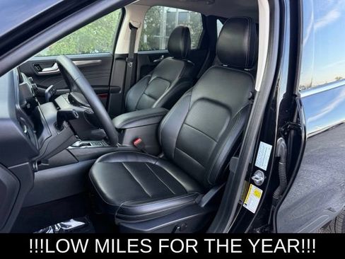 Used 2022 Ford Escape Titanium w/ Class II Trailer Tow Package AWD/4WD image 12