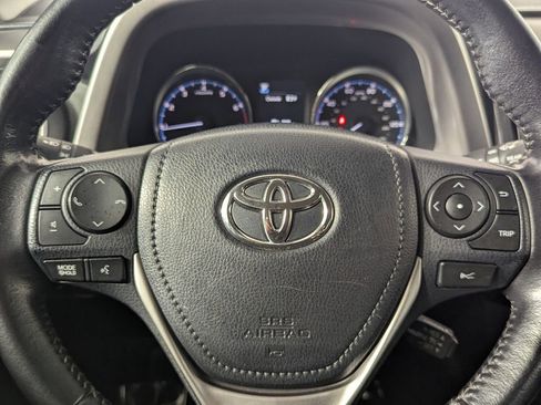 Used 2016 Toyota RAV4 XLE w/ Convenience Package AWD/4WD image 18