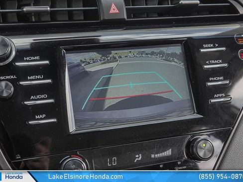 Used 2019 Toyota Camry SE FWD image 25