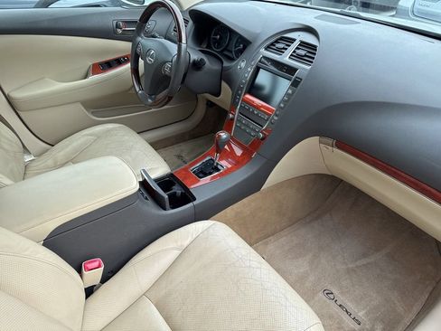 Used 2011 Lexus ES 350 FWD image 19