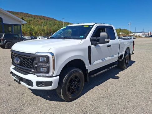 Used 2024 Ford F350 XL w/ STX Appearance Package image 7