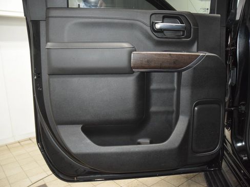 Used 2022 GMC Sierra 3500 Denali w/ Denali Ultimate Package image 44