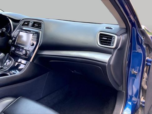 Used 2018 Nissan Maxima 3.5 SV FWD image 18