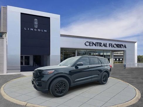 Used 2020 Ford Explorer XLT w/ Comfort Package image 12