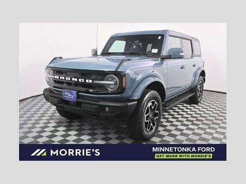 Certified 2024 Ford Bronco Outer Banks AWD/4WD image 1
