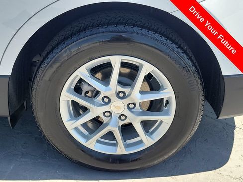Used 2024 Chevrolet Equinox LT AWD/4WD image 26