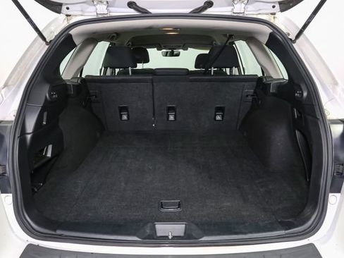 Used 2019 Subaru Outback 2.5i AWD/4WD image 11