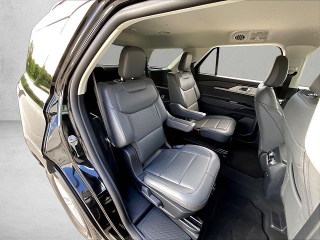 Used 2026 Ford Explorer Active w/ Active Comfort Package RWD image 25