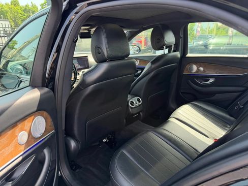 Used 2020 Mercedes-Benz E 450 4MATIC Sedan image 27