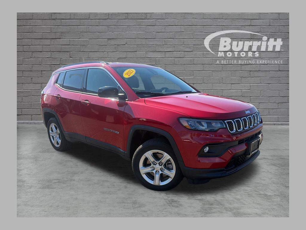 Used 2023 Jeep Compass Latitude w/ Convenience Group AWD/4WD 360° Tour