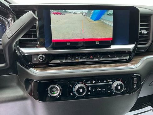 Used 2022 Chevrolet Silverado 1500 RST w/ Z71 Off-Road Package image 9