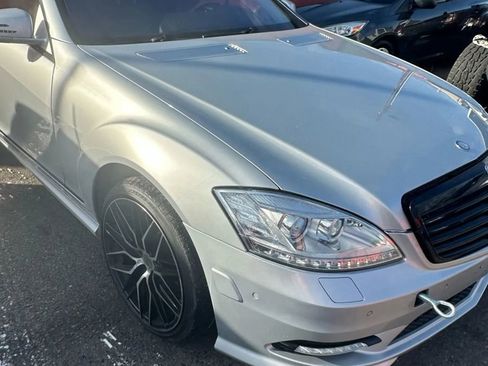 Used 2012 Mercedes-Benz S 550 4MATIC image 2