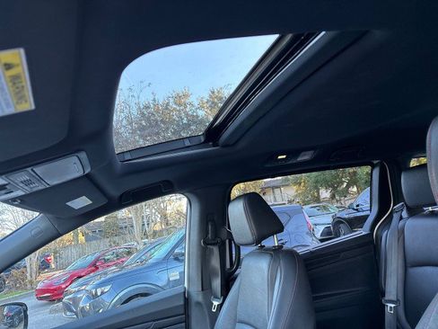 Used 2023 Honda Odyssey Sport image 15