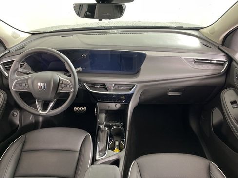 Certified 2025 Buick Encore GX Avenir w/ Avenir Technology Package image 17