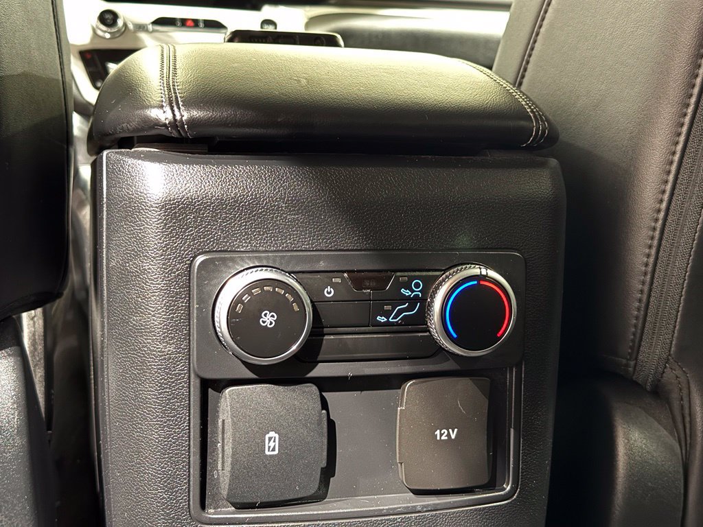 Used 2024 Ford Explorer XLT w/ Equipment Group 202A AWD/4WD image 22
