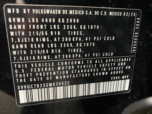 Used 2025 Volkswagen Taos SE image 30