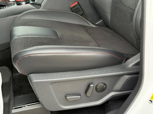 New 2025 Ford Bronco Raptor w/ Interior Carbon Fiber Pack image 16