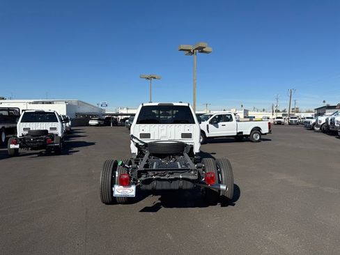 New 2025 Ford F550 4x4 Crew Cab image 3