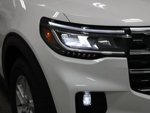 New 2026 Ford Explorer Active image 11