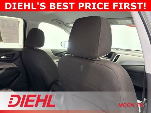 Used 2022 Chevrolet Equinox LS w/ LS Convenience Package AWD/4WD image 12