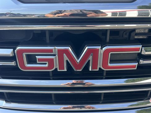 Used 2018 GMC Sierra 1500 SLT image 15