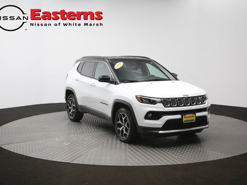 Used 2025 Jeep Compass Limited AWD/4WD image 48