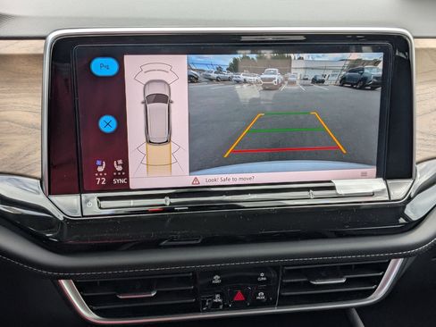 New 2026 Volkswagen Atlas SE image 22