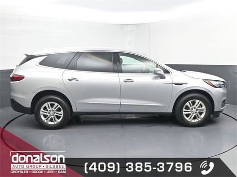 Used 2019 Buick Enclave Essence image 2