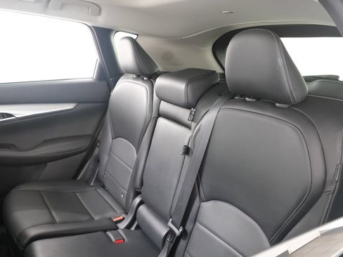 Used 2022 INFINITI QX50 Essential AWD/4WD image 31