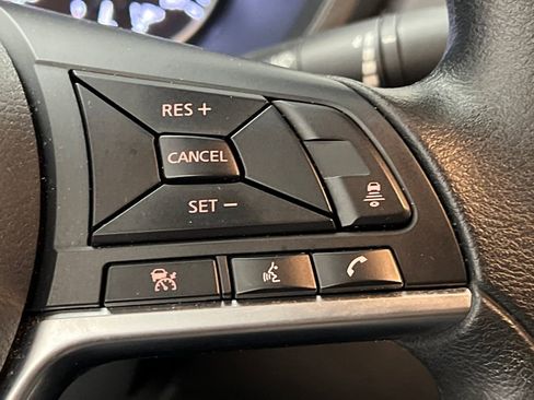 Used 2024 Nissan Sentra SV image 36
