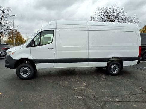 New 2025 Mercedes-Benz Sprinter 2500 image 2