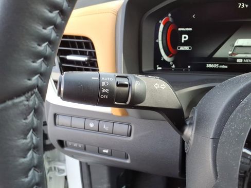 Used 2021 Nissan Rogue Platinum image 25