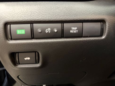 Used 2025 Nissan Sentra S FWD image 24