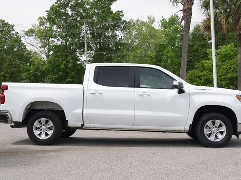 Used 2025 Chevrolet Silverado 1500 LT image 6