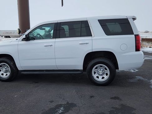 Used 2019 Chevrolet Tahoe 4WD image 2