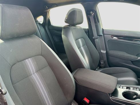 Used 2025 Honda Civic Sport image 27