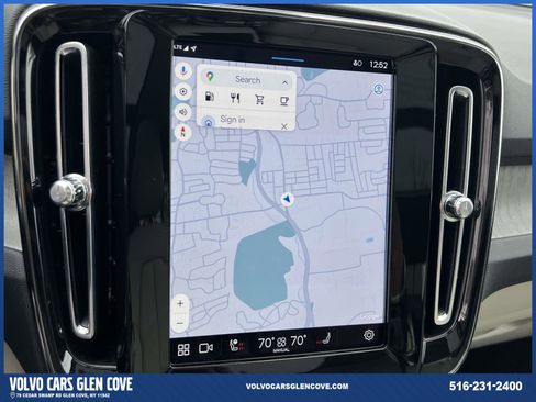 Used 2023 Volvo XC40 B5 Plus w/ Climate Package image 28