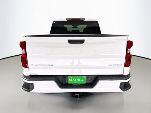 Used 2024 Chevrolet Silverado 1500 Custom image 8