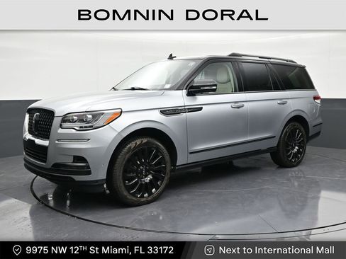 Used 2023 Lincoln Navigator Black Label AWD/4WD image 1