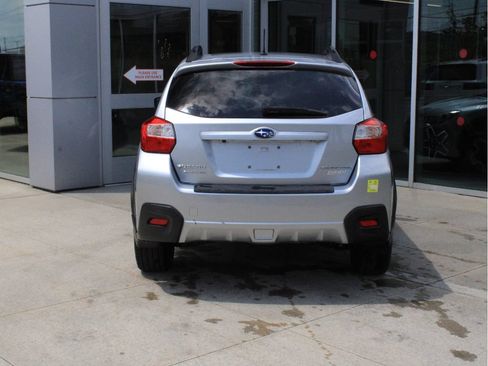 Used 2017 Subaru Crosstrek 2.0i Premium AWD/4WD image 7